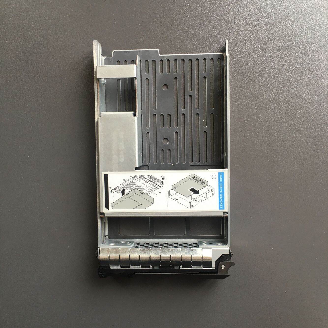 Linh kiện máy tính Dell - Server Hard Drive Bracket for R420 R520 R720 T620 T420 Models 2.5 to 3.5 inch Giá 114,000 Đồng*Miễn phí vận chuyển
