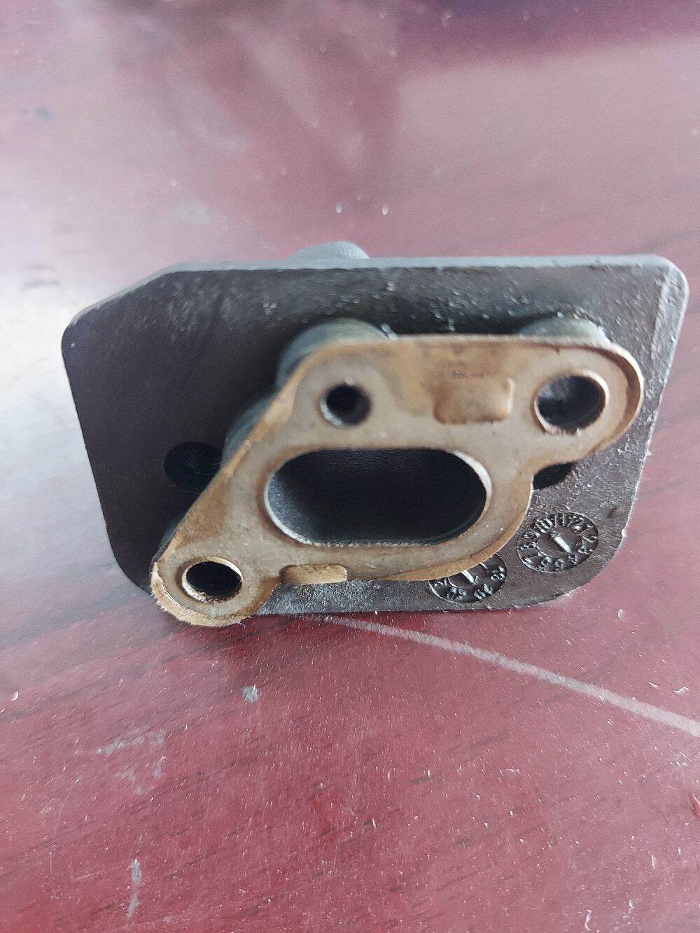 Phíp, cổ hút máy cắt cỏ Hyundai 826