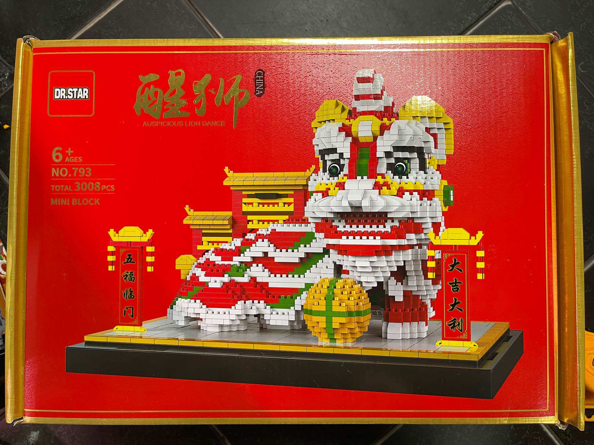 Xếp hình các mẫu lân cho ngày tết