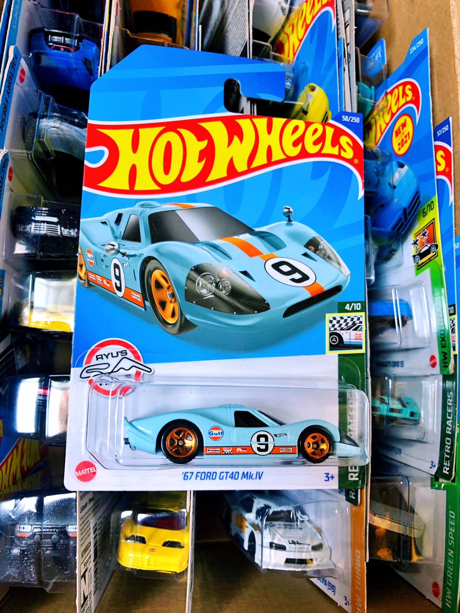 Xe mô hình hot wheels tỉ lệ 1:64 "67 ford gt40 mk.iv" model 2021)