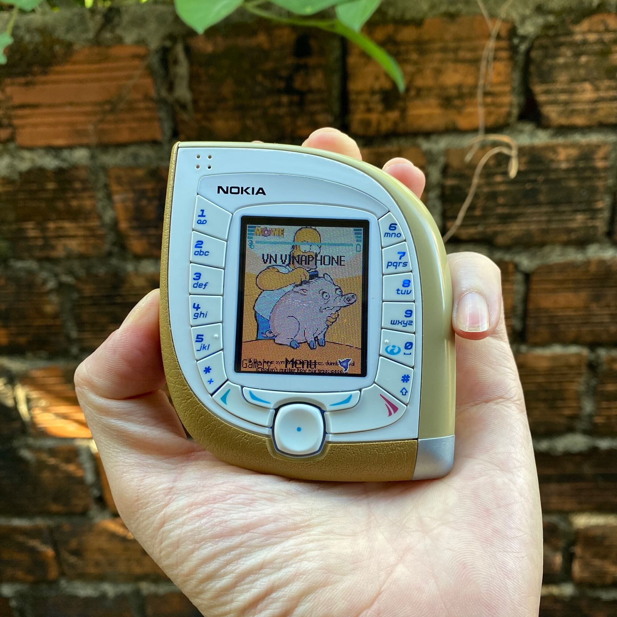 Điện Thoại Nokia 7600 Màu Vàng