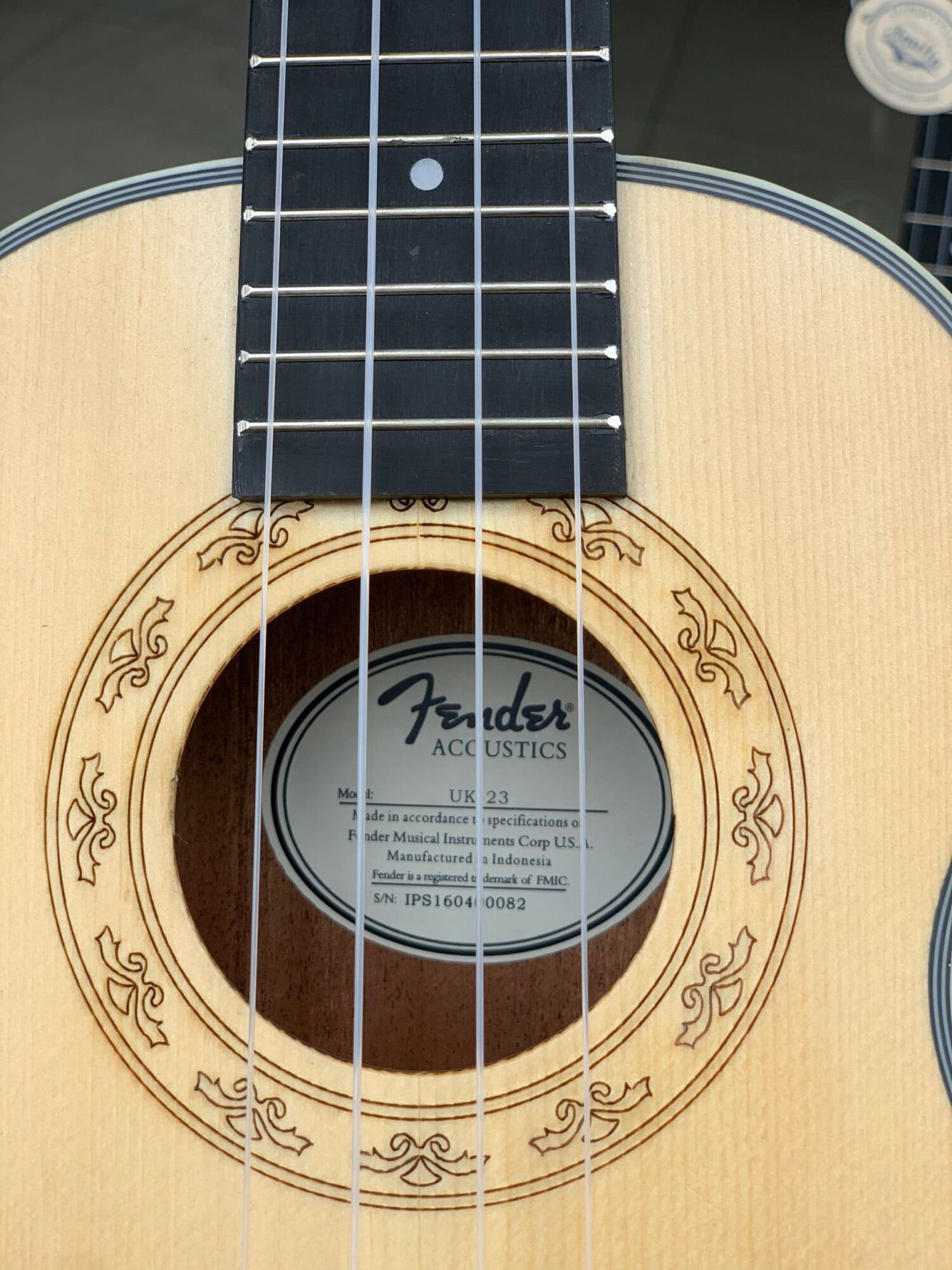 ĐÀN UKULELE CONCERT 23INCH FENDER