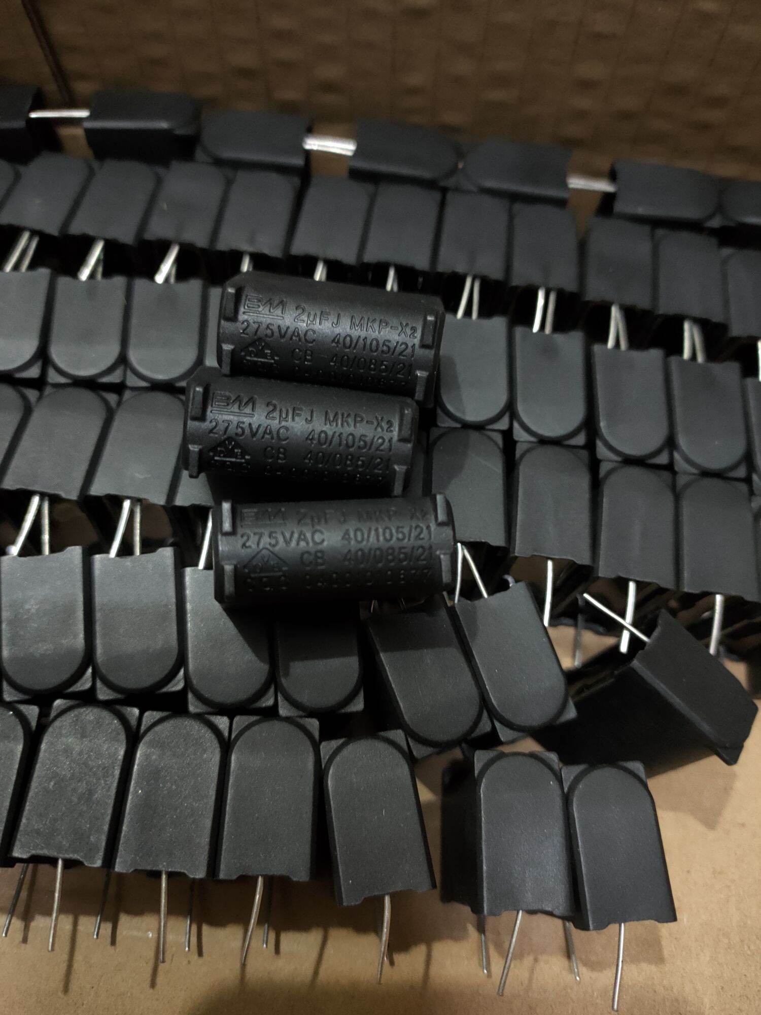 5 Tụ bếp từ 2uf