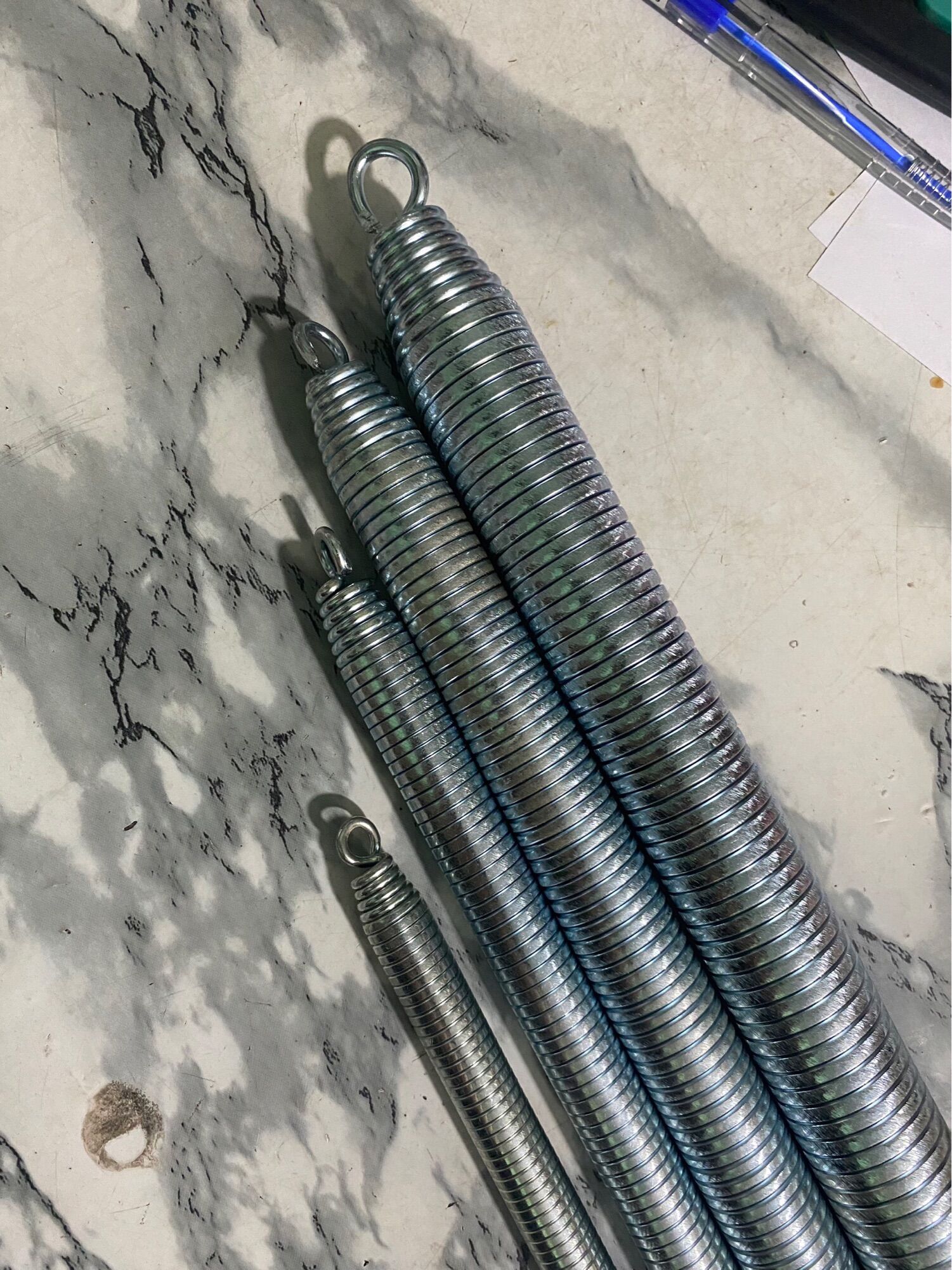 Lò xo uống ống điện phi ngoài 16mm
