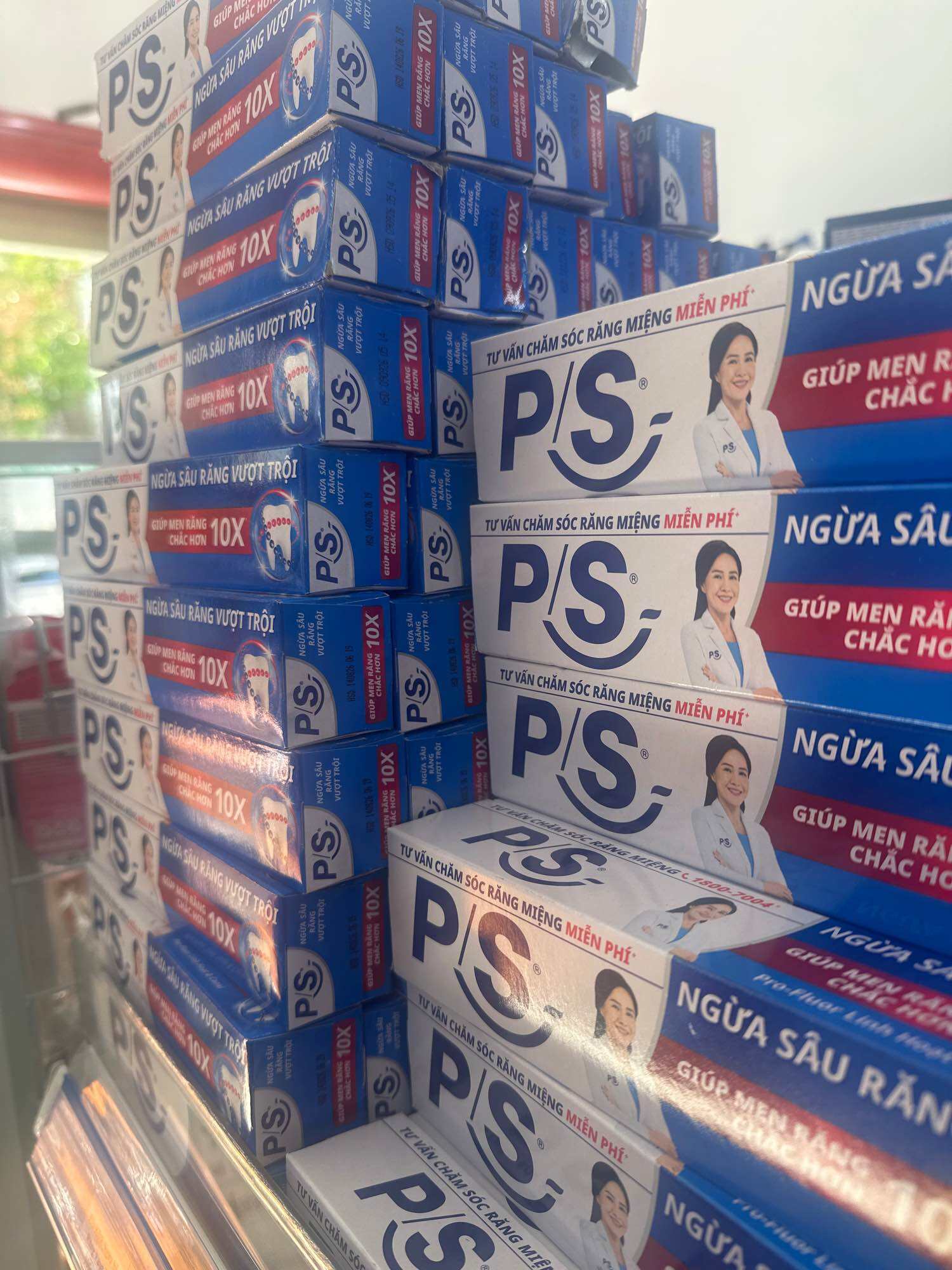 Combo 5 ống Kem đánh răng p/s ngừa sâu răng 100g. 
