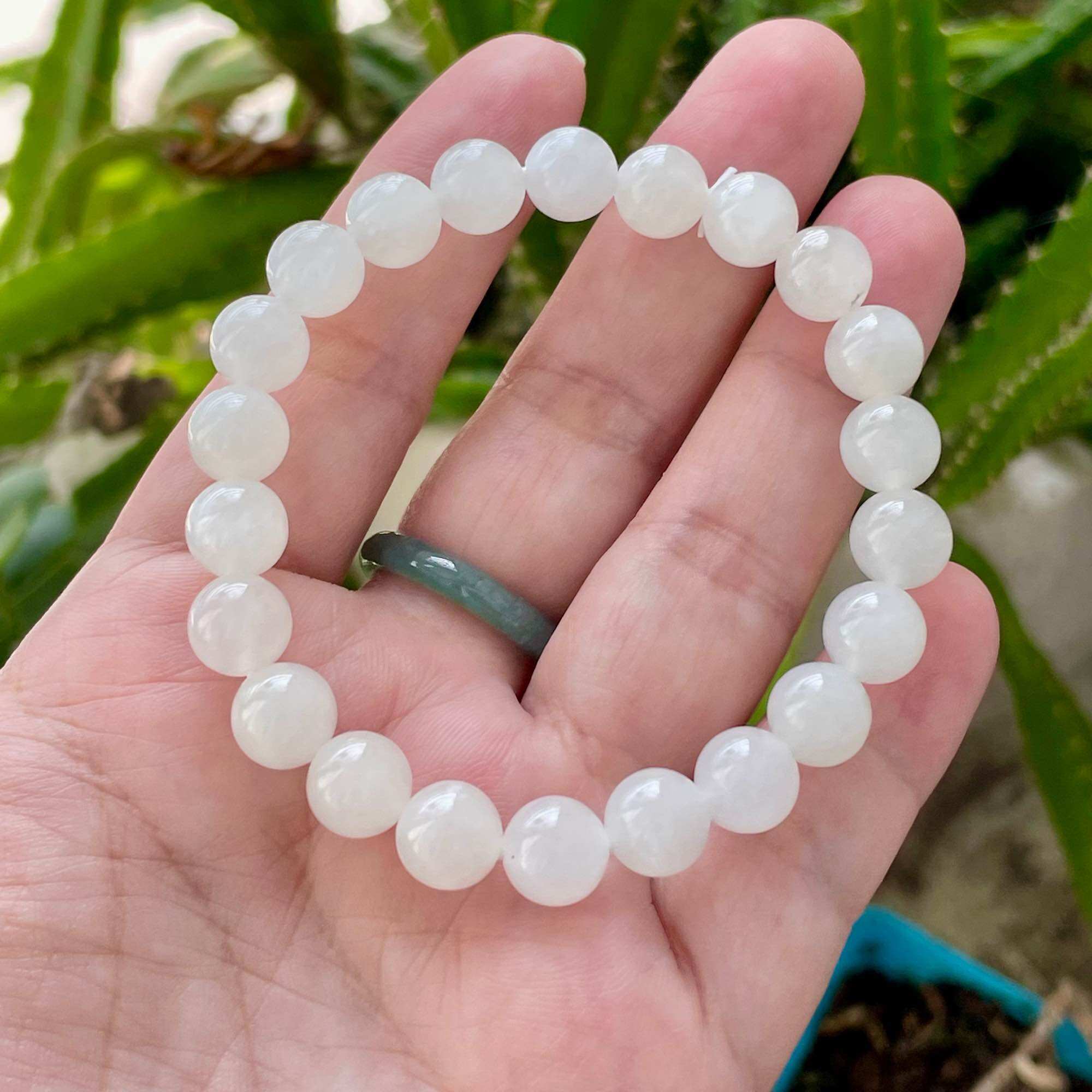 Vòng tay bạch Ngọc 8ly bóng đẹp