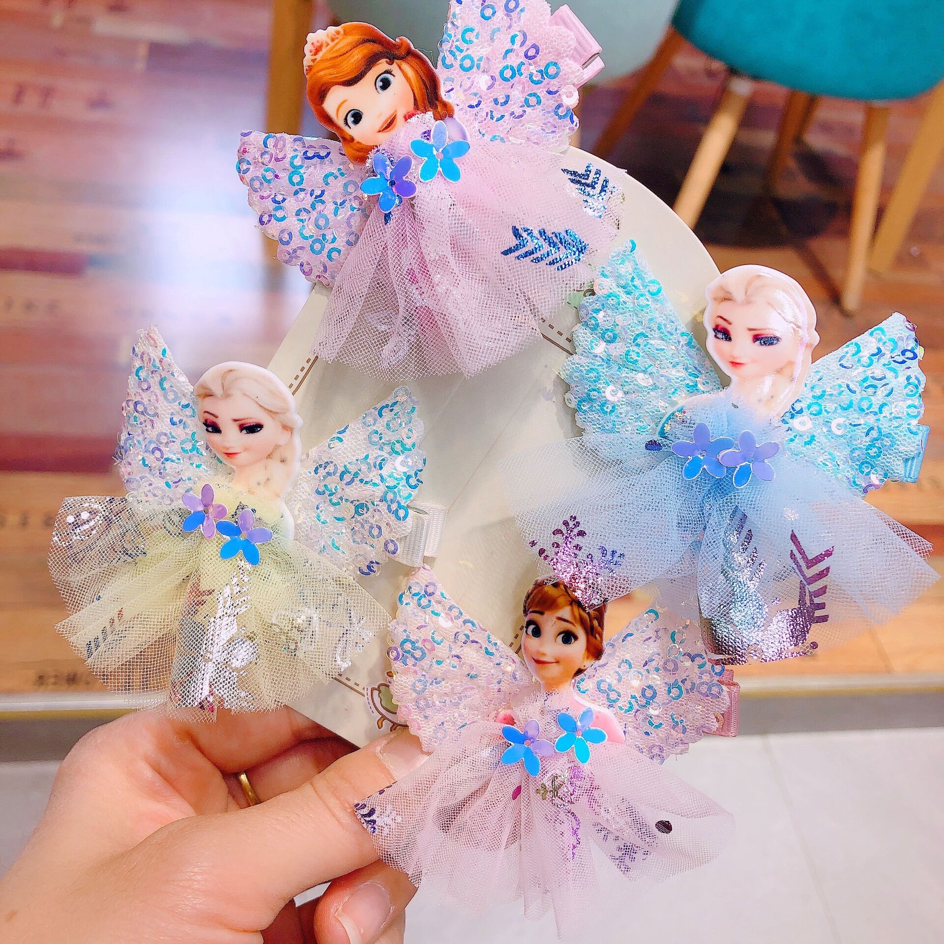 Kẹp tóc Elsa, Anna cho bé gái