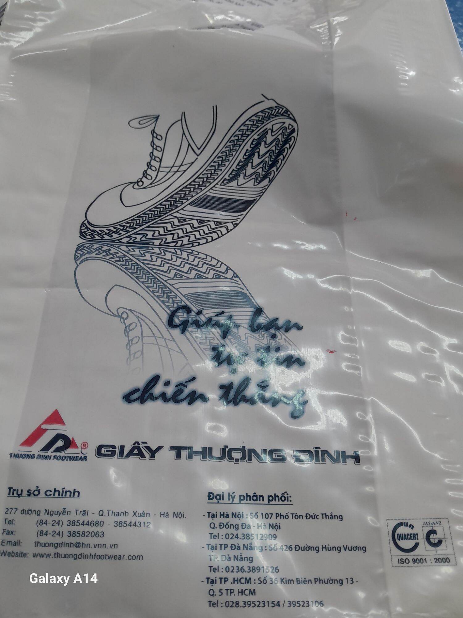 Giầy đá bóng Thượng Đình