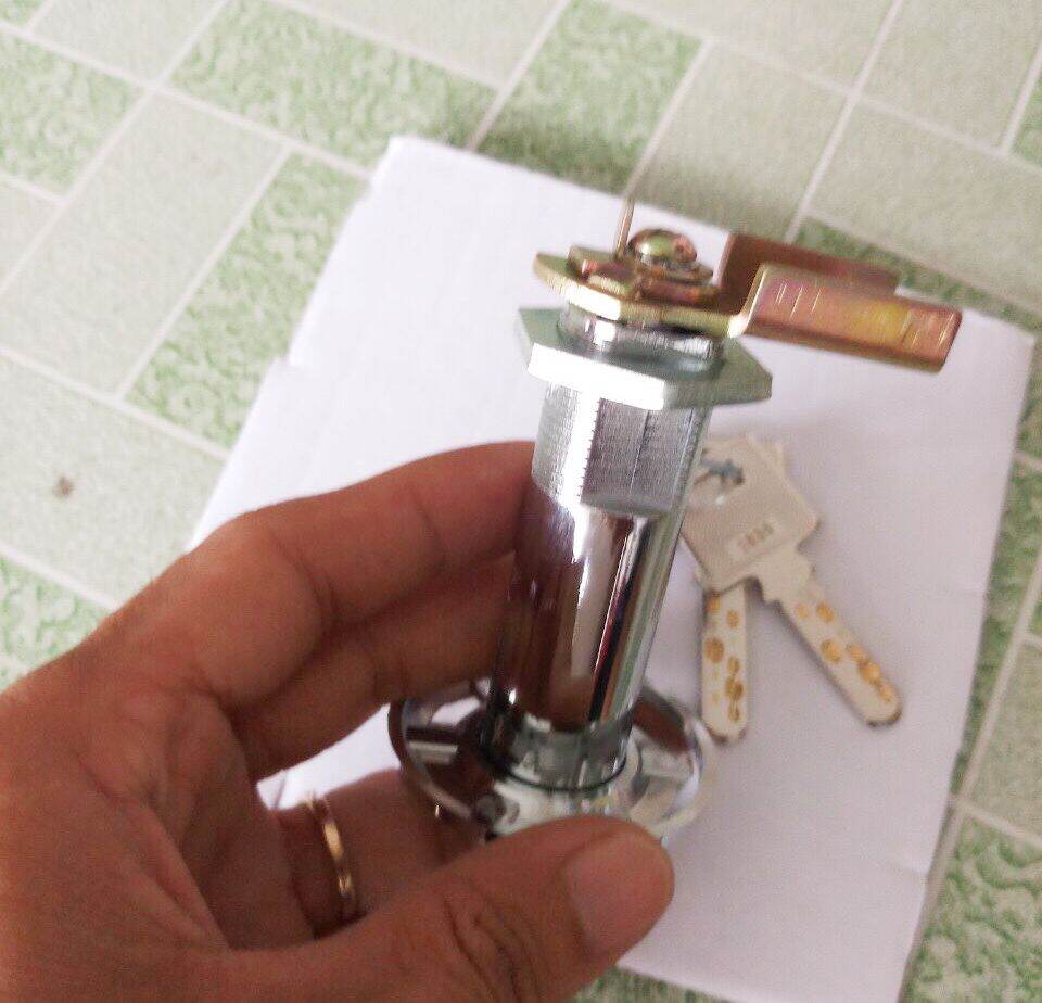 Ổ khóa két sắt ( dùng chìa khoan lỗ , dài 70mm )