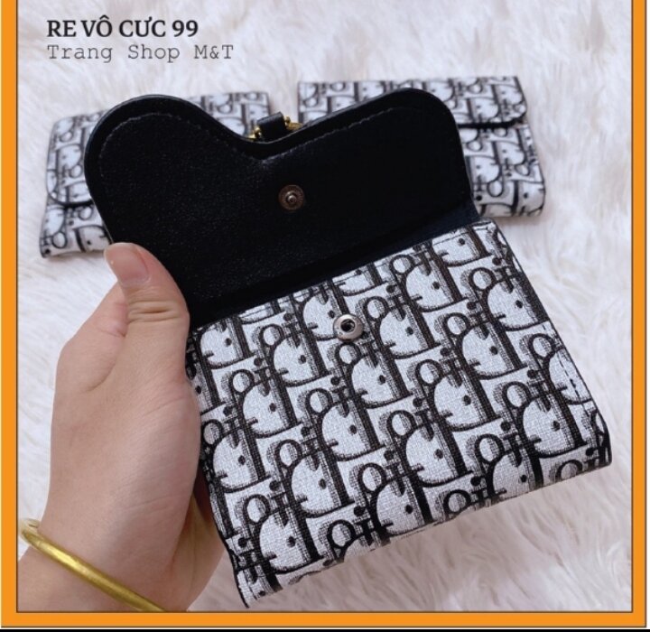 Ví gấp  chữ D mini dành cho nữ