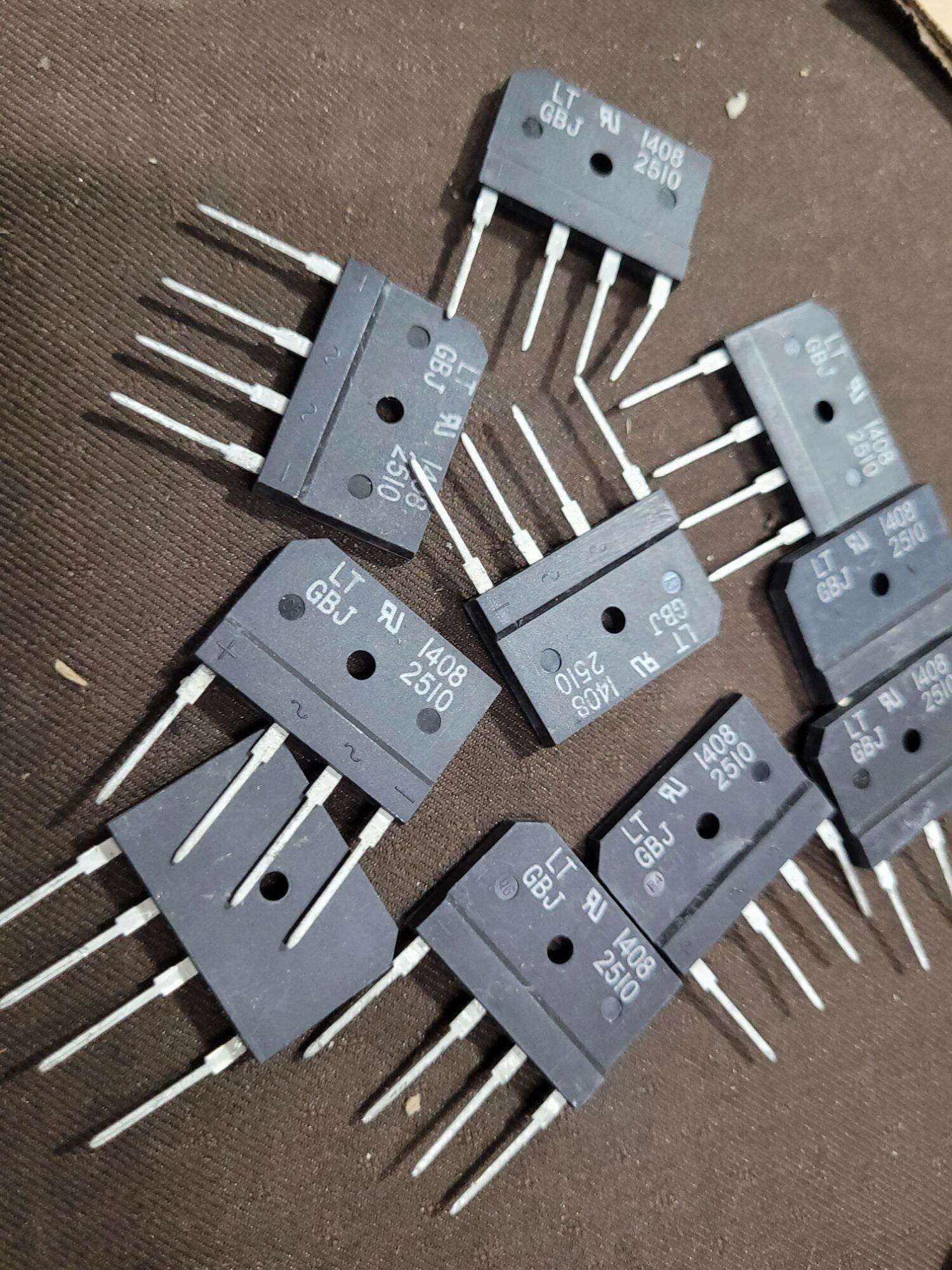 5 Cầu Diot Bếp từ 2510