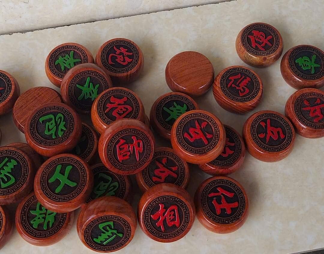 Cờ tướng gỗ hương quân 4cm