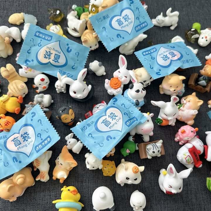 Sét 10 viên kẹo bất ngờ hình thú cute