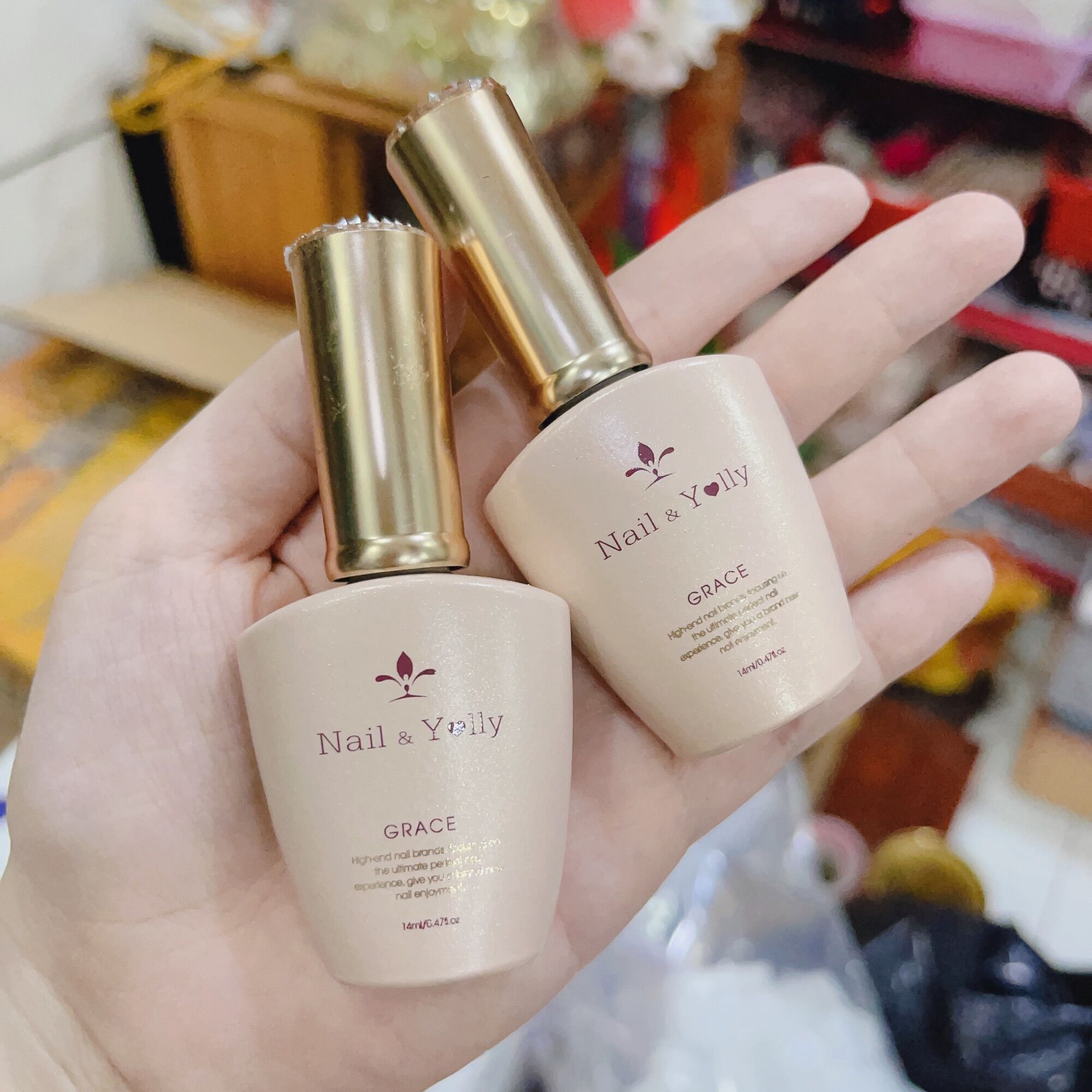 Sơn gel màu Thạch Hồng Yolly