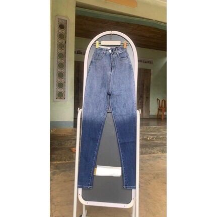 Quần jean nữ cạp cao 2 nút phối loang màu dây kéo