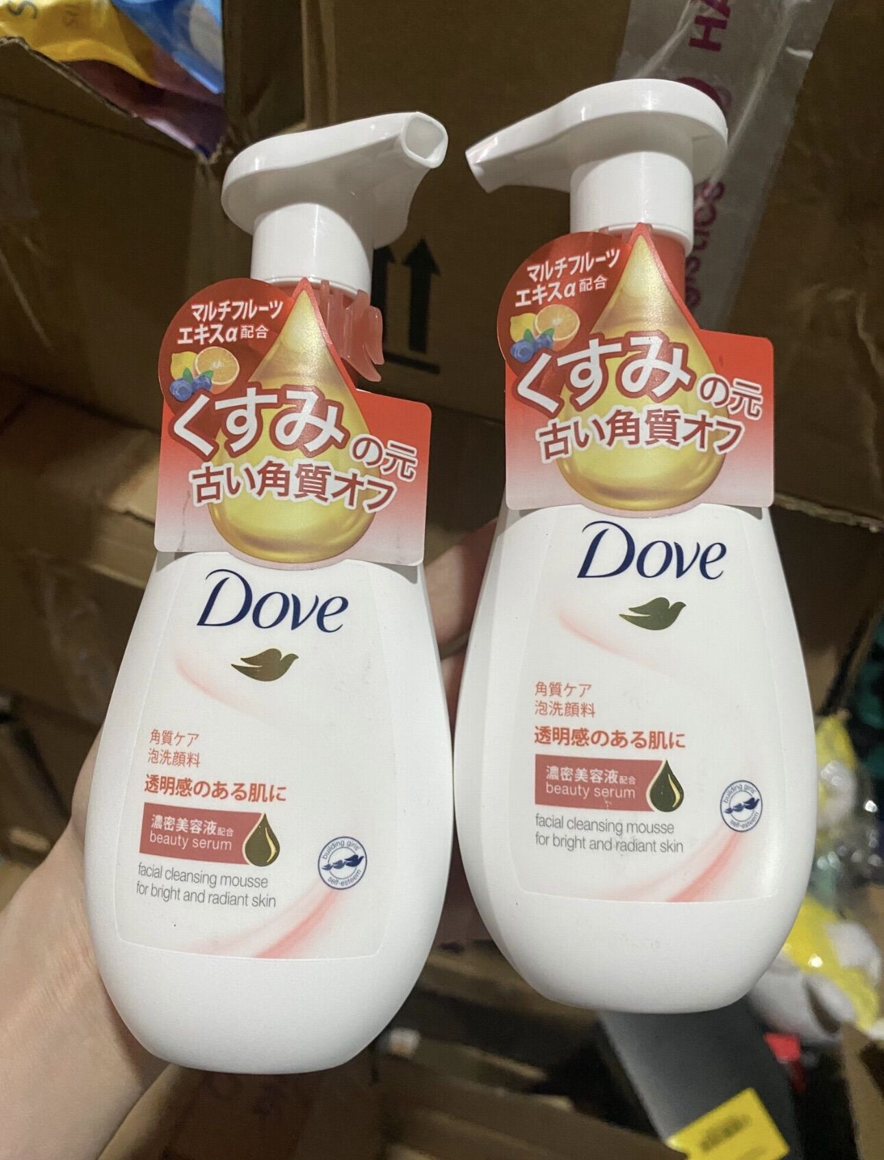 Sữa rửa mặt dạng bọt DOVE TINH CHẤT SERUM 160ml