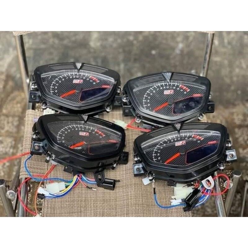 [HCM]Đồng hồ điện tử uma ex 2010 sirius... loại 1
