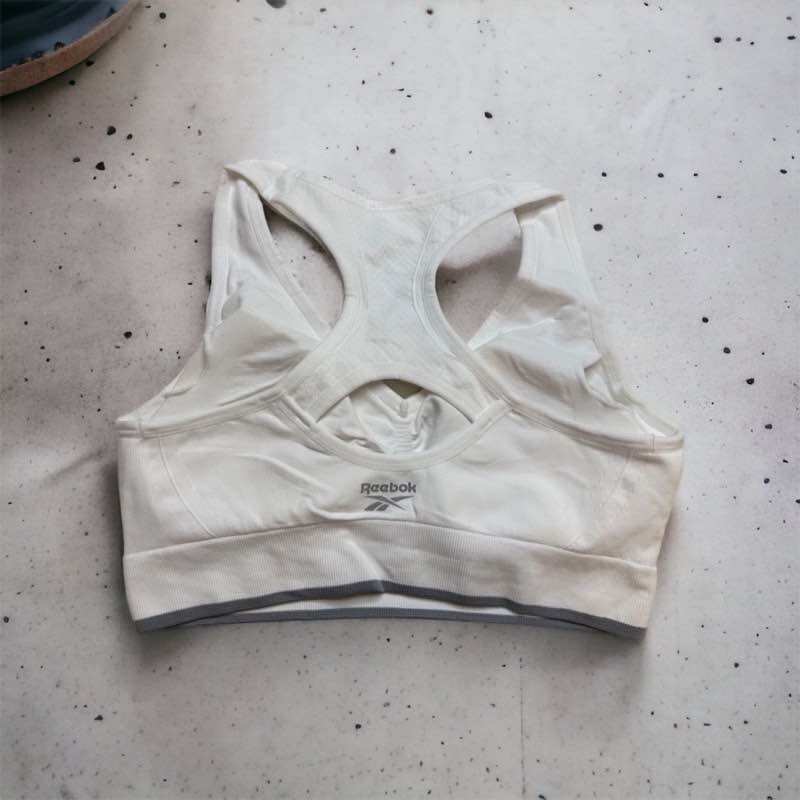 Áo bra tập thể thao reebok cổ tim