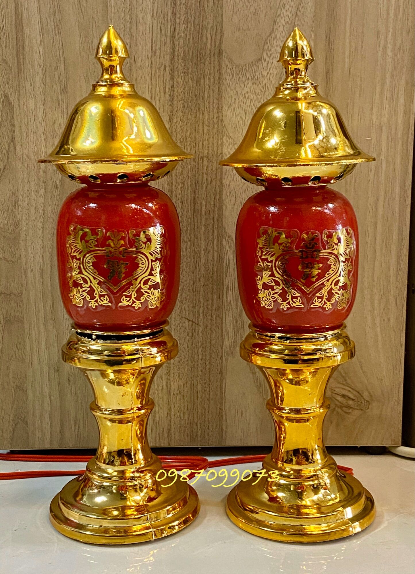 Cặp đèn thờ phú quý thuỷ tinh kèm bóng KL058
