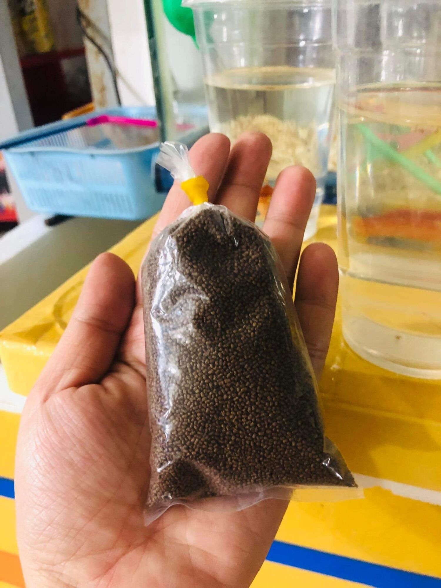 50g thức ăn cá 7 màu,lia thia