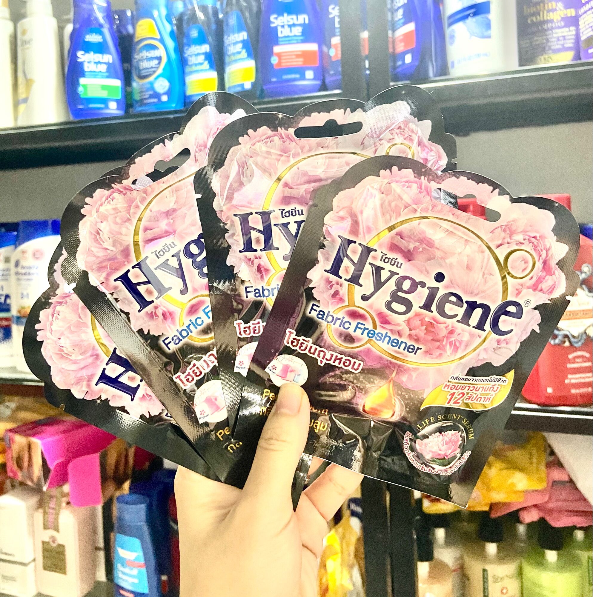 1 túi thơm nước hoa hygiene gabric freshener thái lan 8g