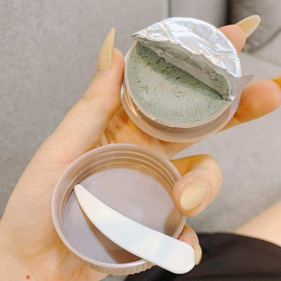 Bột tẩy trắng răng than tre thái lan