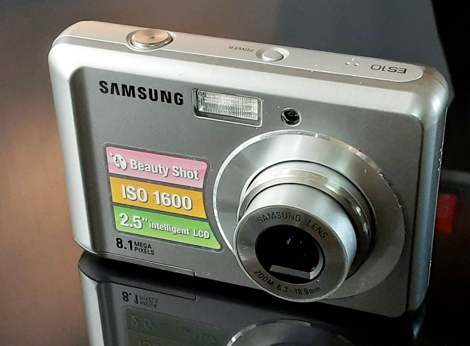 Máy ảnh kts samsung ES10  Vintage