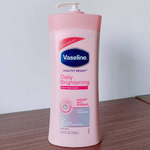 Sữa Dưỡng Thể Vaseline Healthy White 750ml