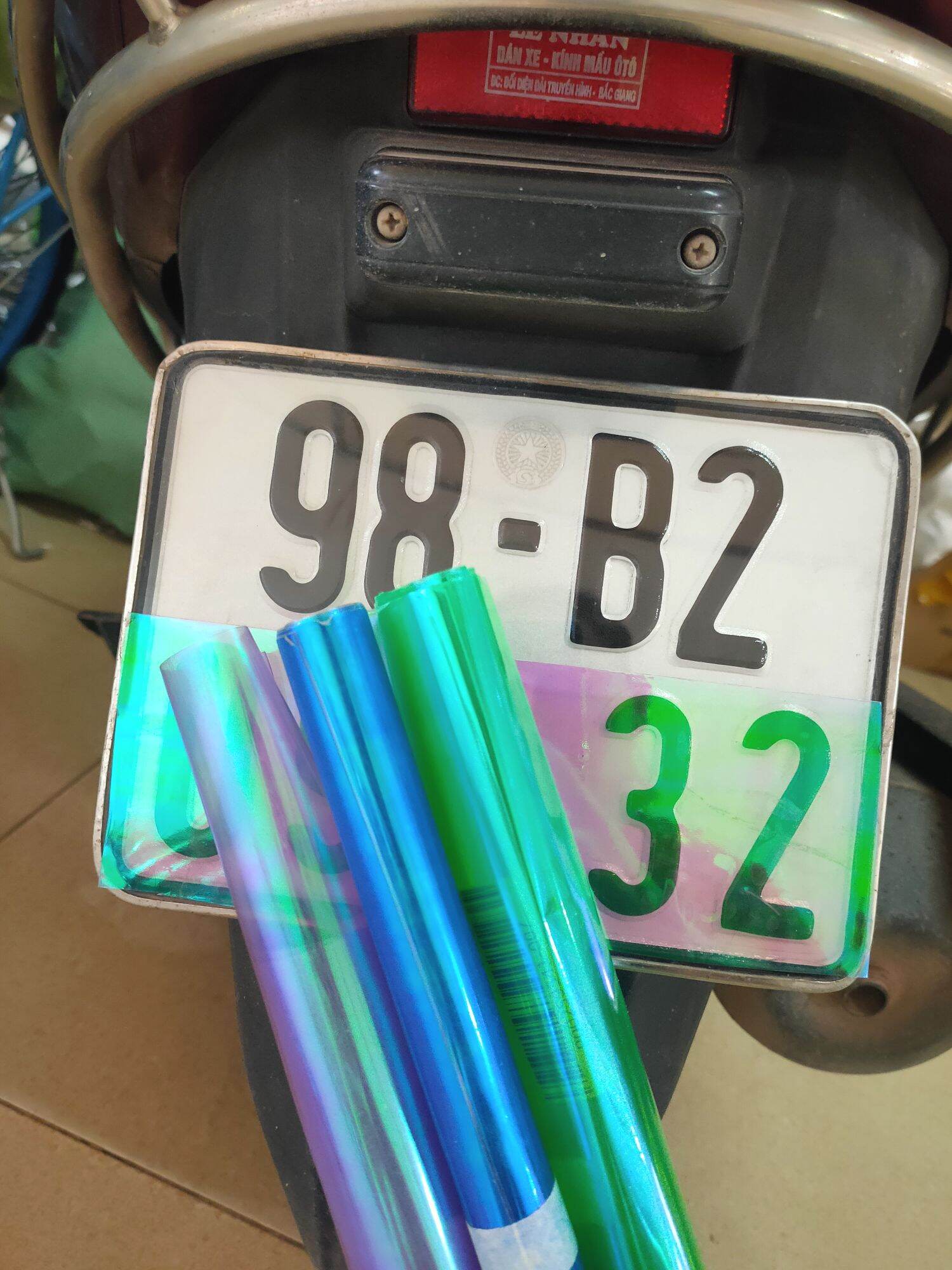 Dán Biển Số Màu Titan ( Nửa Biển số )