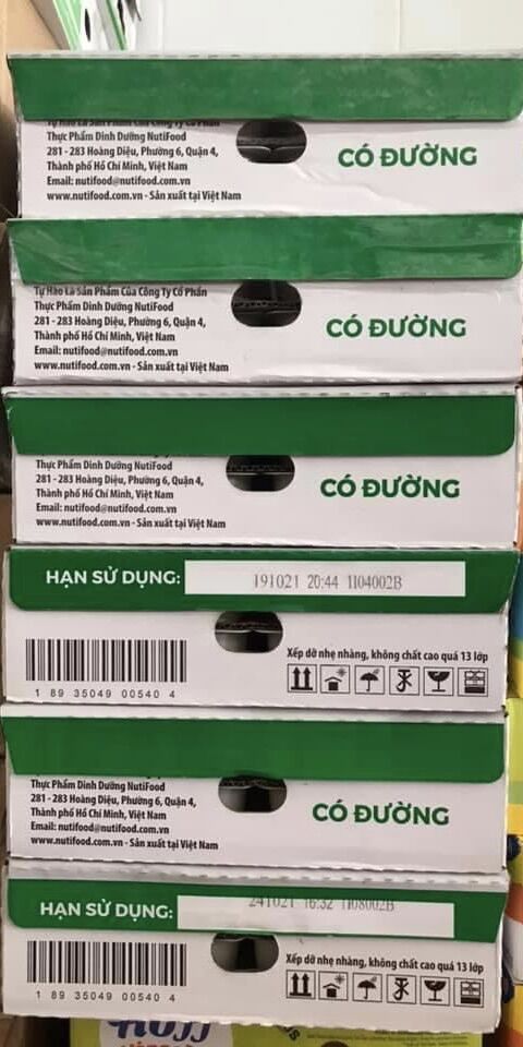 Sữa chua nuti 1 thùng 12lóc