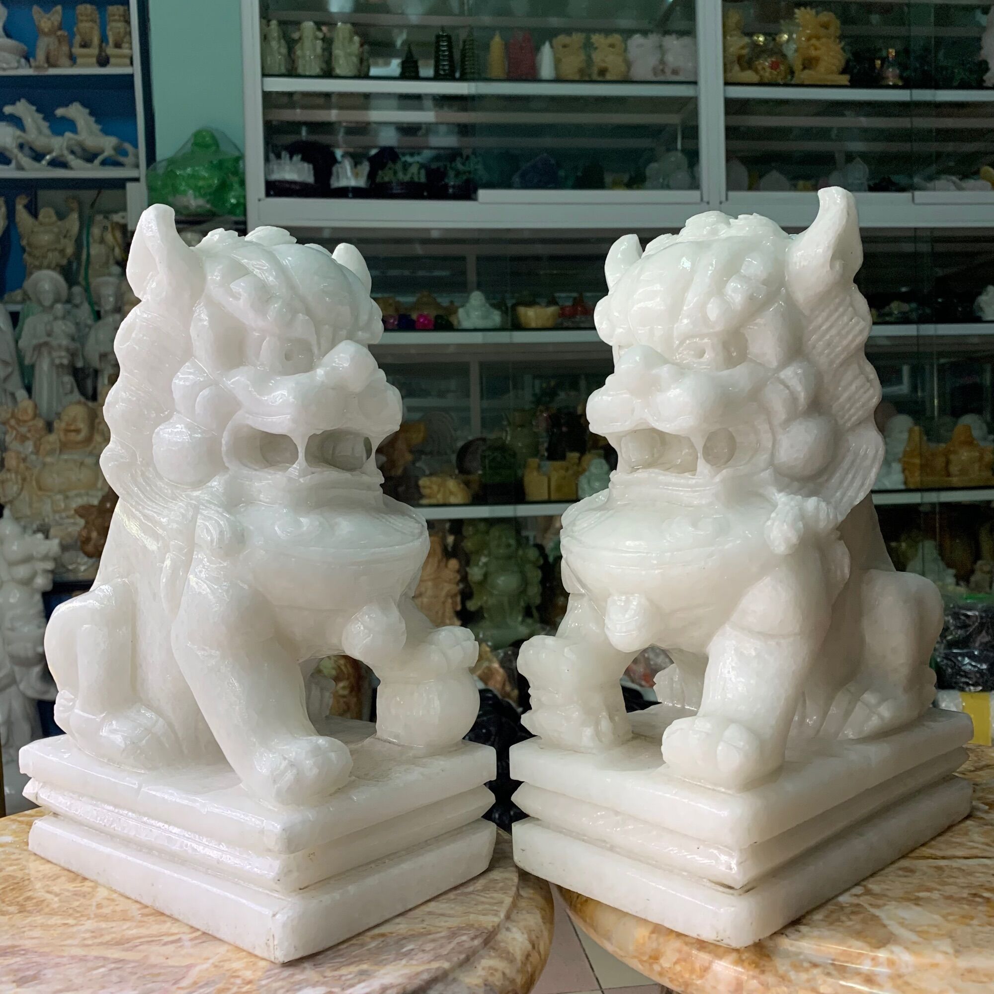 Cặp Kỳ Lân Phong Thuỷ Đá Cẩm Thạch Trắng - cao 30cm