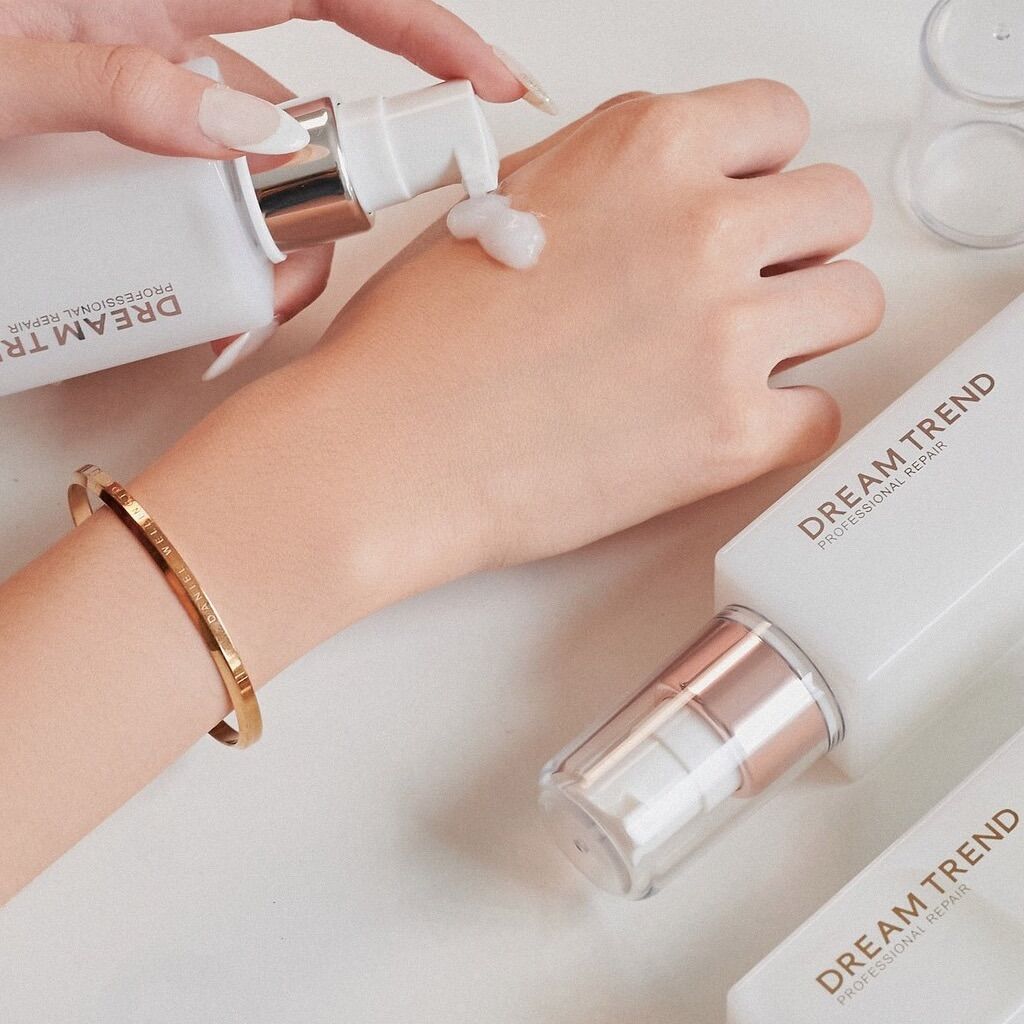 Dưỡng Tóc AHA Dream Trend Hồng