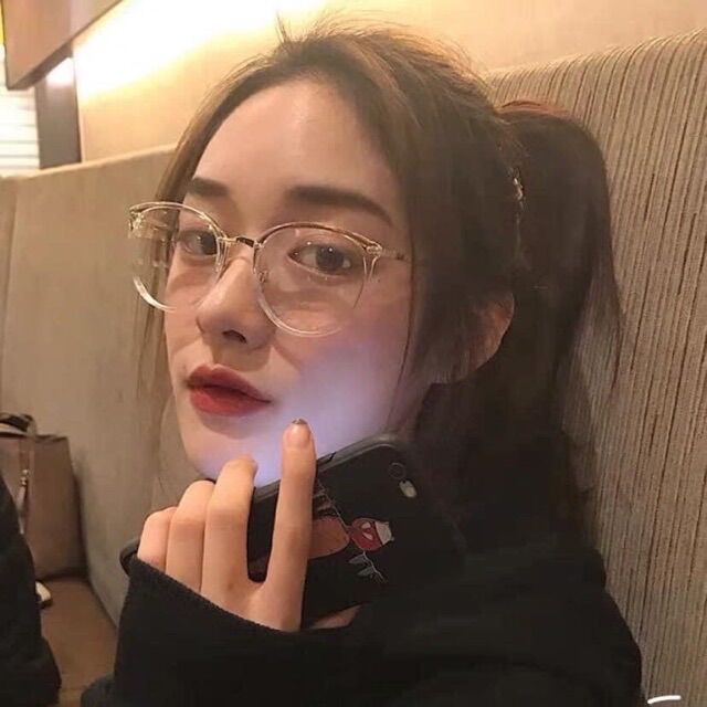 Kính thời trang mắt mèo 2 màu đen / trắng cực cute