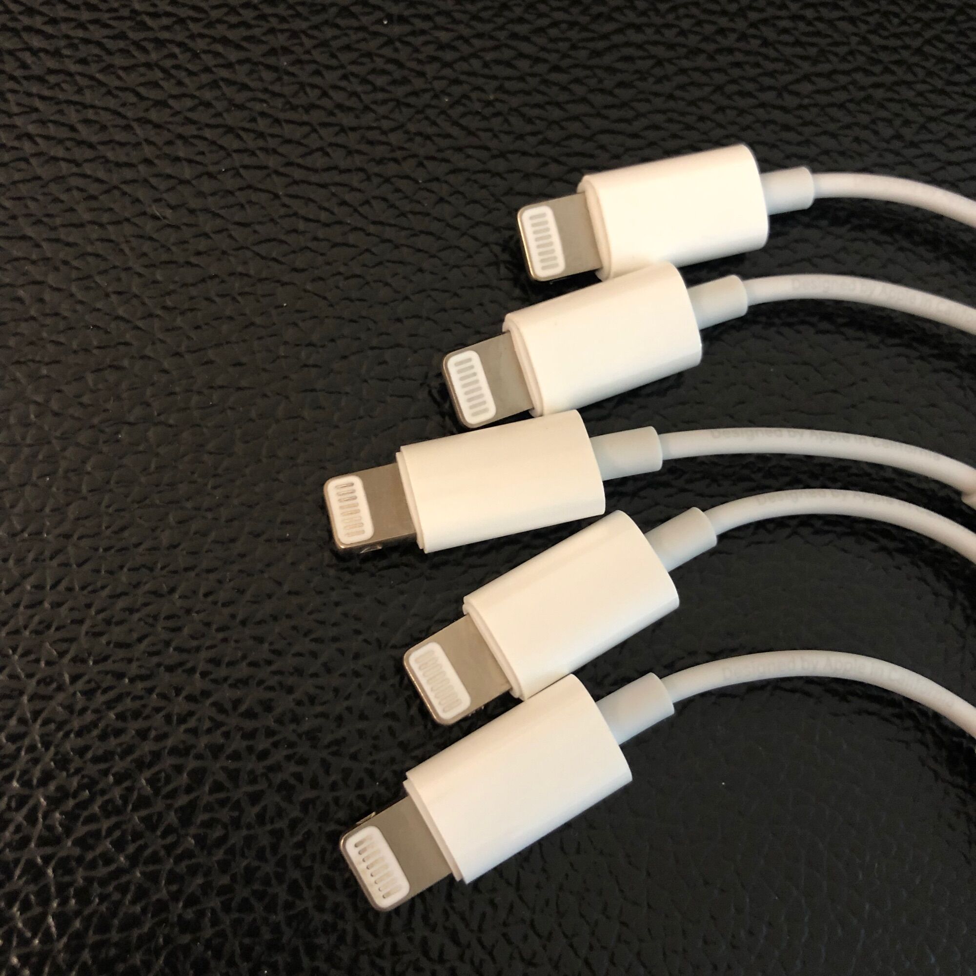 Jack chuyển cổng ligtning sang 3.5 dùng cho ip