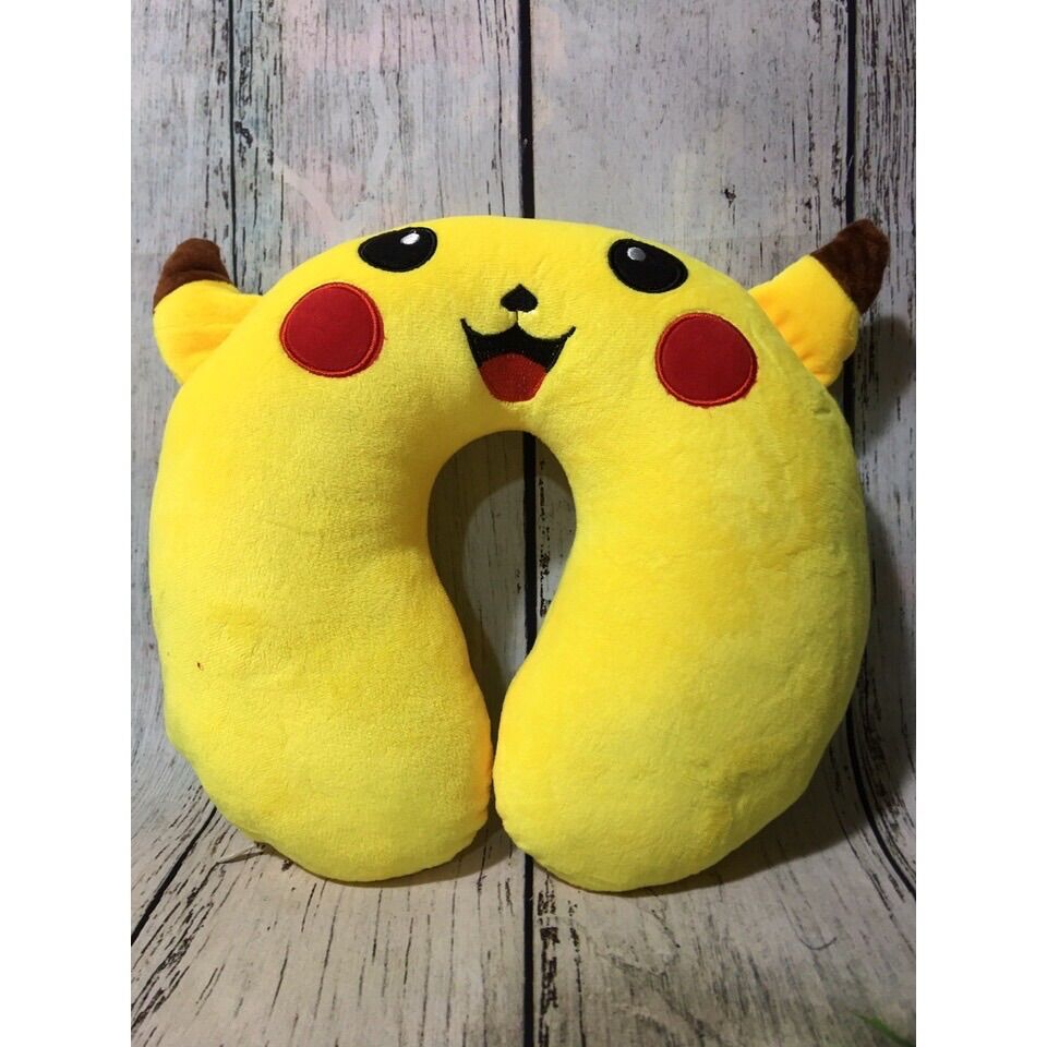 Gối cổ Pikachu