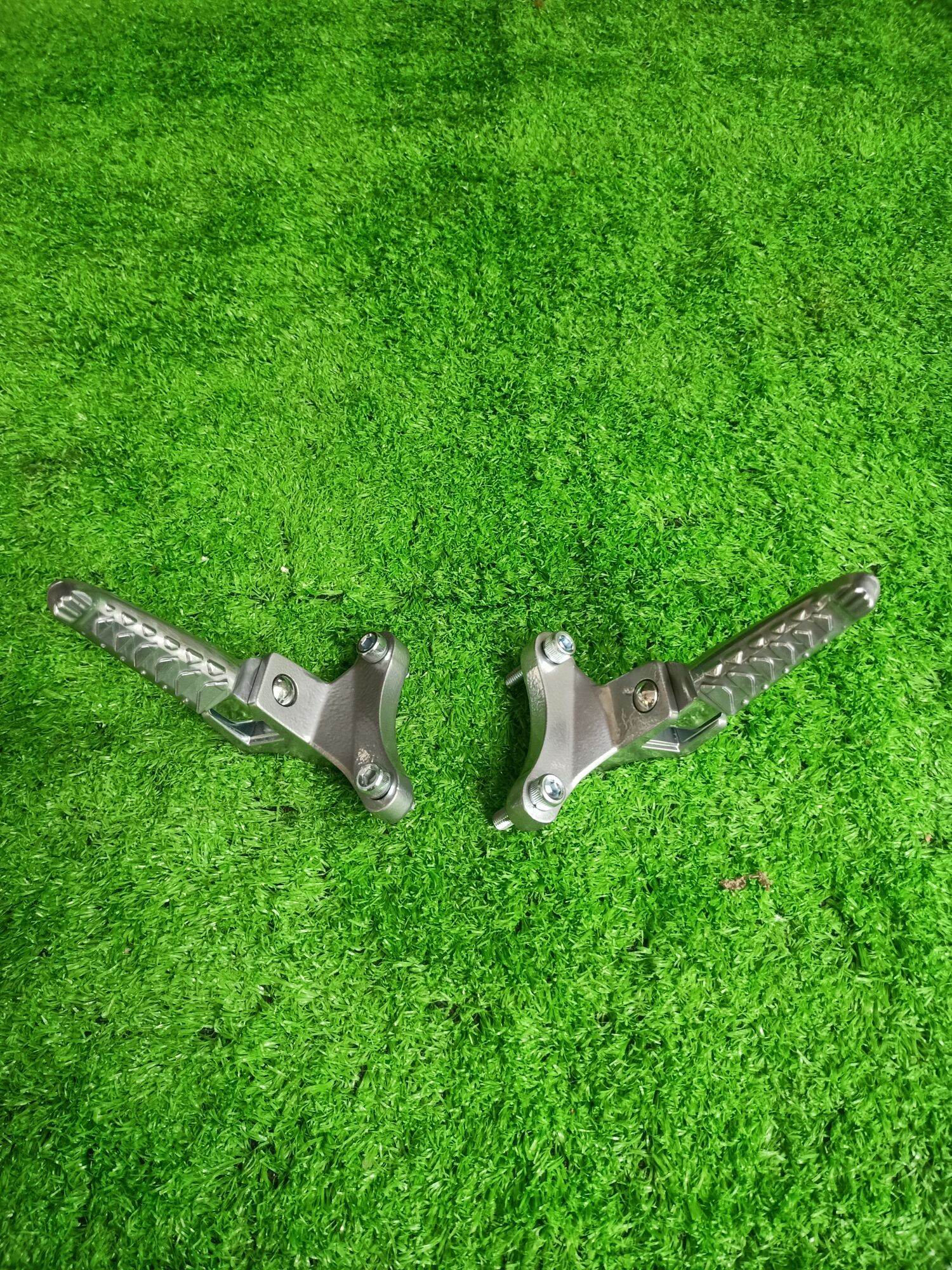 Gác chân Malaysia Exciter 150 Ex 155