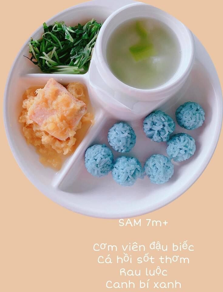 Khay ăn dặm Inomata Nhật cho bé ăn dặm
