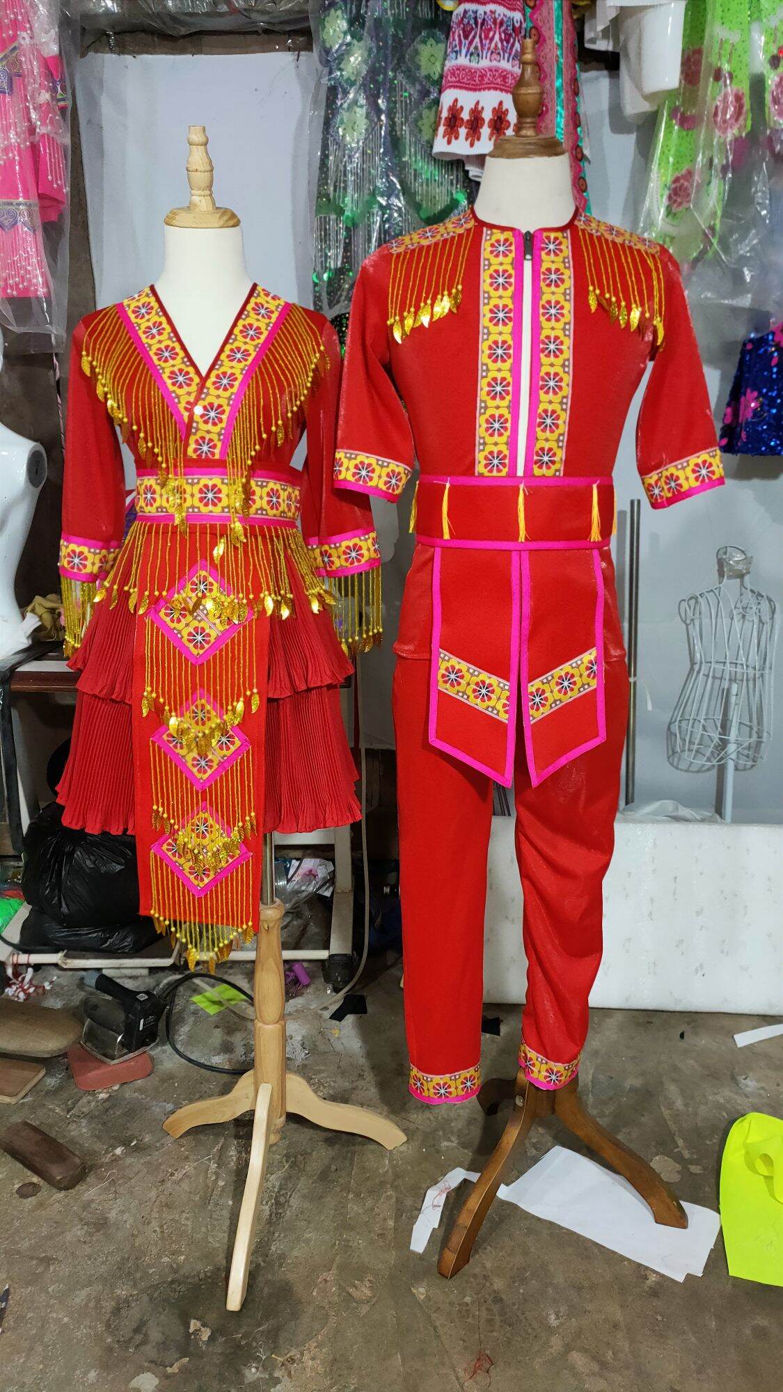 Bộ đôi hmoob đỏ