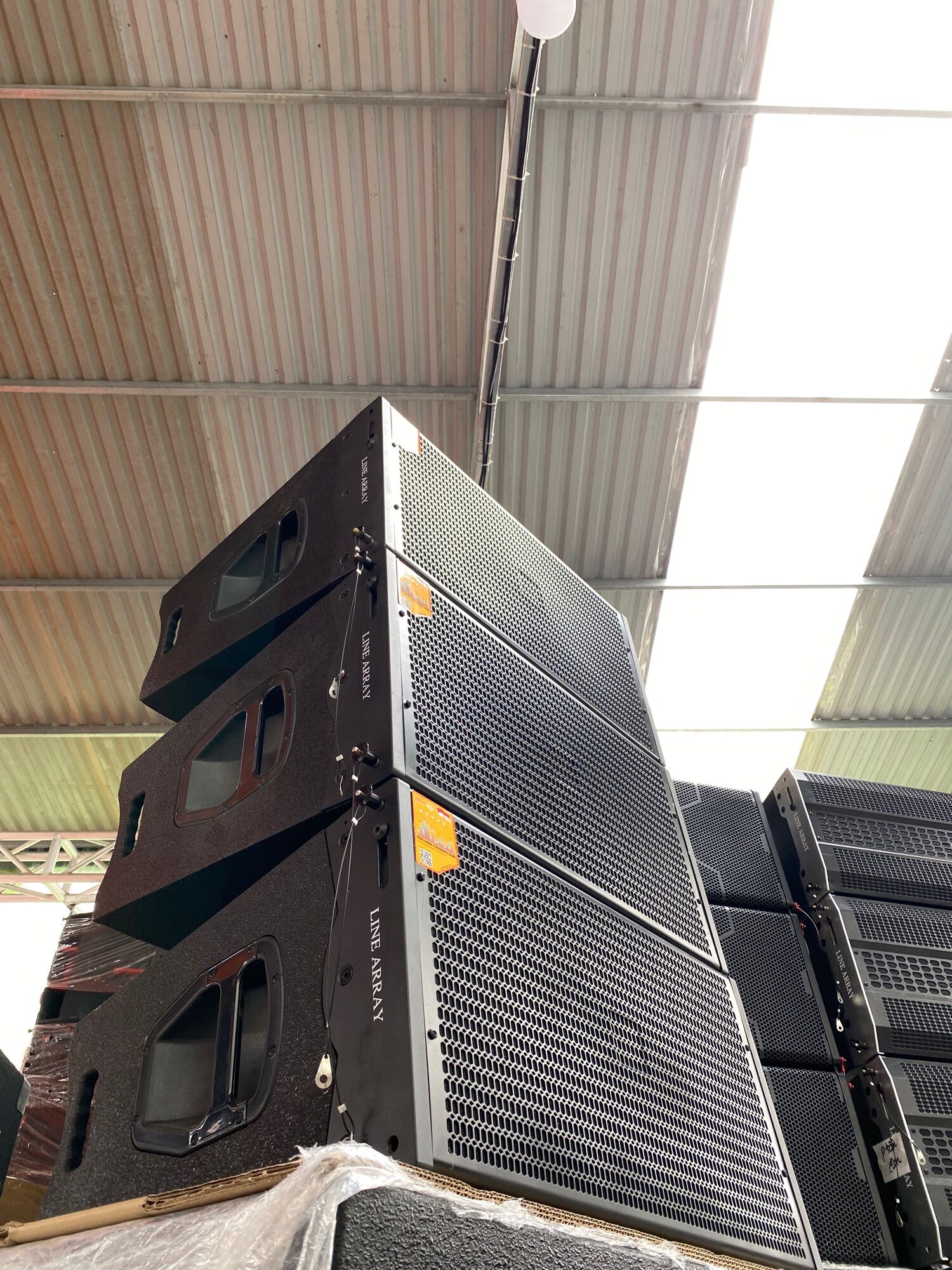 Array 30 cánh chim, cấu hình từ neo coil 76