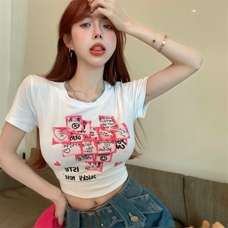 Áo croptop tim yêu thương BG