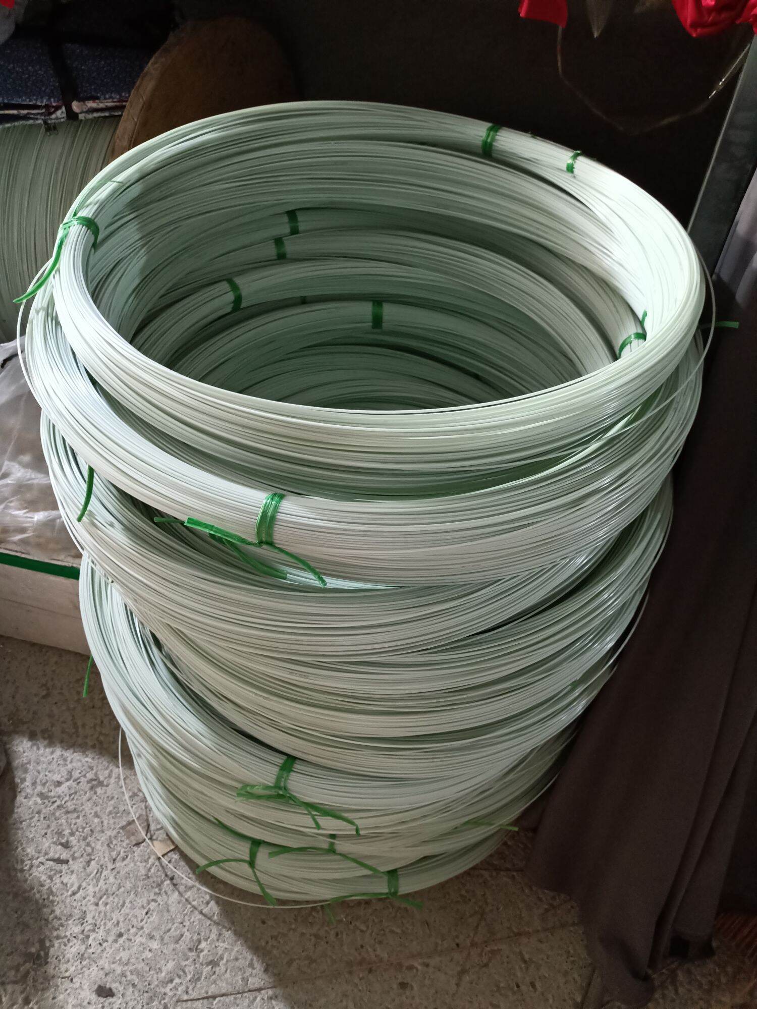 nan cáp làm lồng chim khuyên  1li7