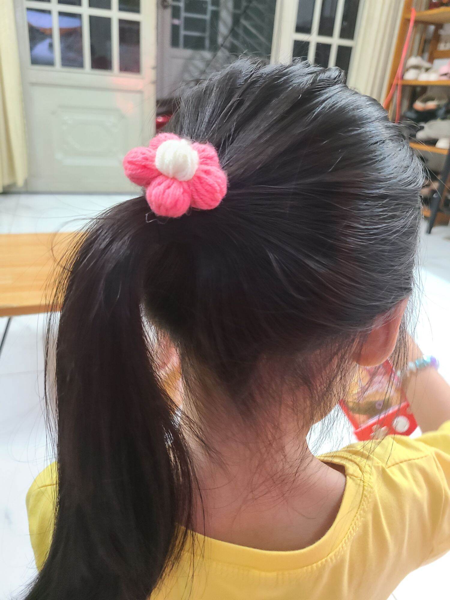Cột tóc cho mẹ và bé .được chọn màu