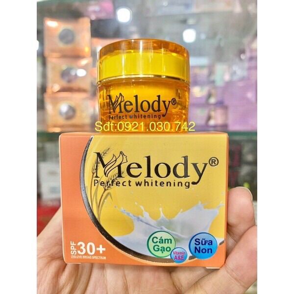 Kem hết mụn -liền sẹo Melody hủ 8g