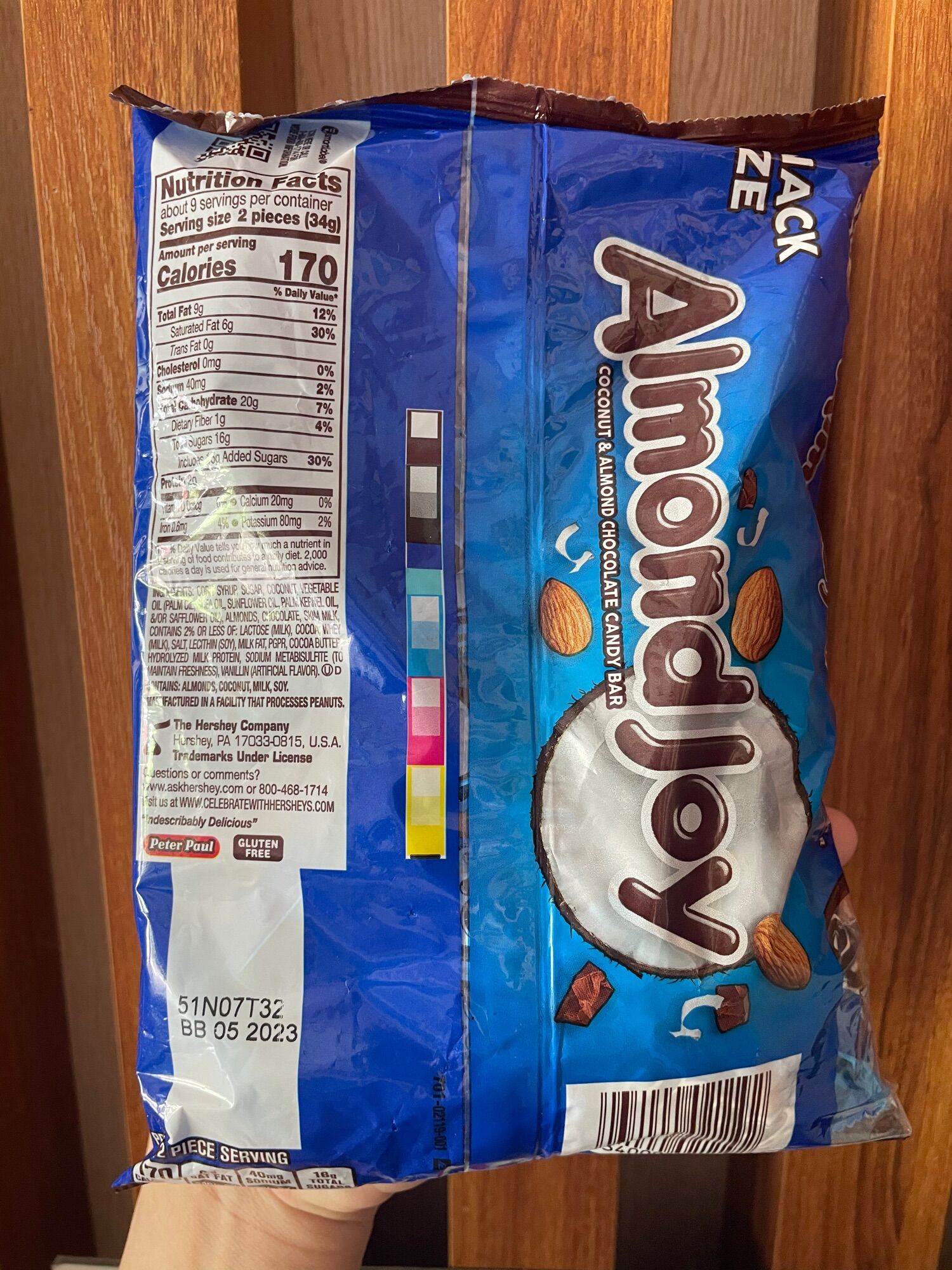 Socola dừa hạnh nhân Almond joy 320g ( nhập từ Mỹ, Air)