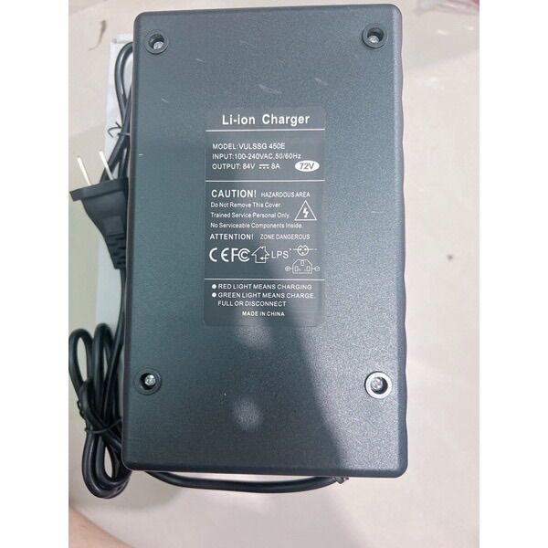 Sạc lion 20s xe đạp điện 84v 8a có quạt