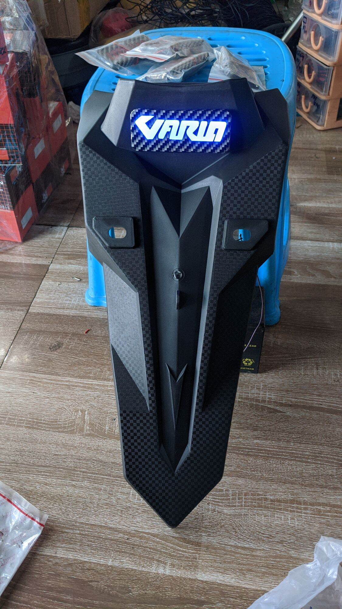 dè chắn bùn VARIO có led
