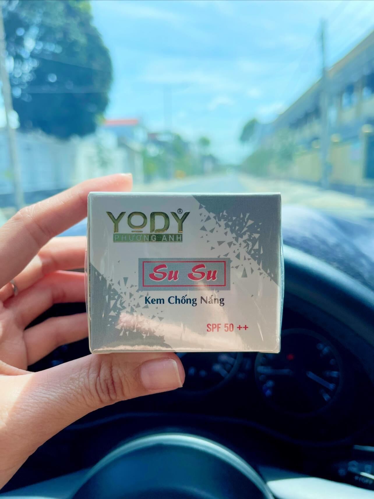 Kem Chống Nắng Su Su Phương Anh