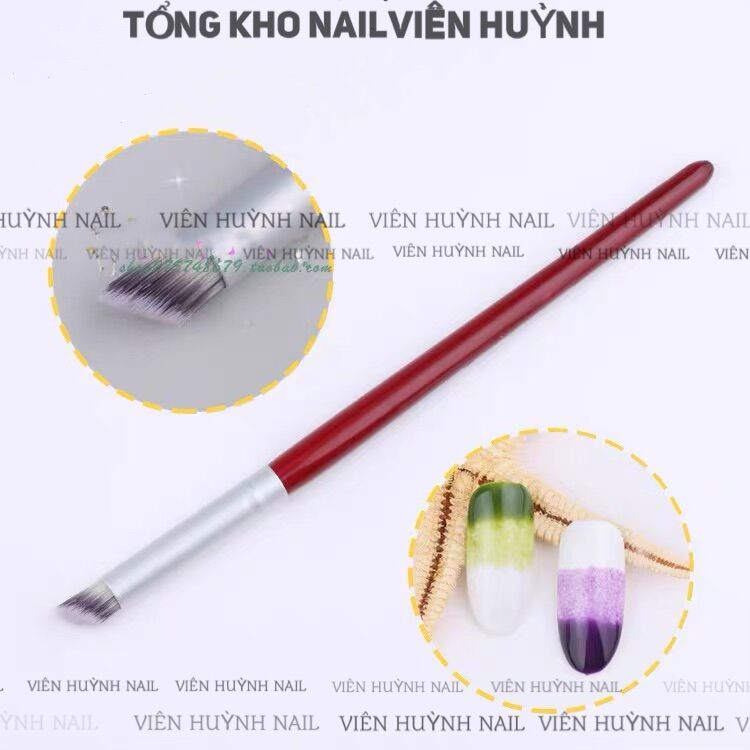 Cọ omber nail, cán gỗ , dùng loang màu vẽ móng