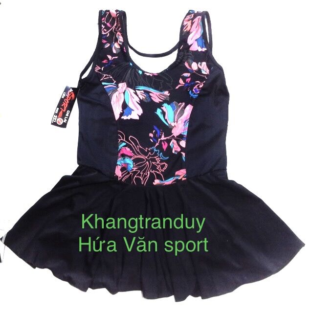 Bộ bơi liền váy đen có lót đùi trong