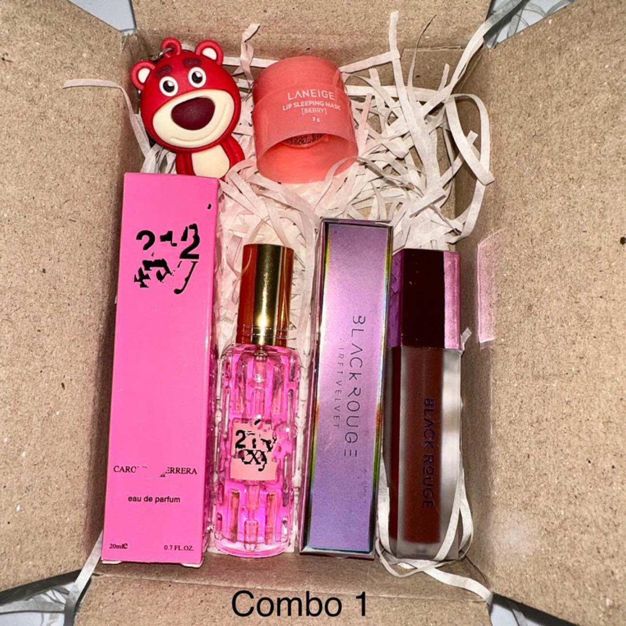 Combo quà tặng 4 món ý nghĩa cho bạn gái Combo son + nước hoa hoặc soap thơm + móc khóa + dưỡng môi